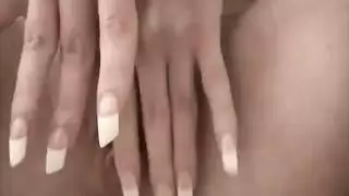 حرارة الهنتاي: عاهرات كرتونية تُنْكَ بقوة