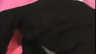 عزوز تيلندية تعمل مساج الزب