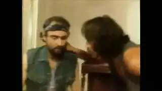 العاهرة اللبنانية المثارة تأخذ جنس فموي قاسي وتغطى بالسائل المنوي