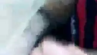 أثداء هائلة تتأرجح في فيلم إباحي