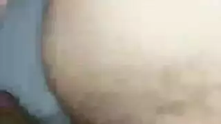 شريط جنسي أبيض كريمي لرنا