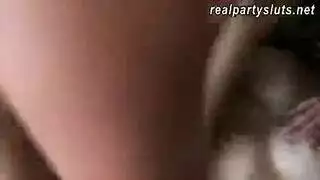 مؤخرة عربية كبيرة تئن أثناء شرج قاسي