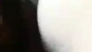 فتاة الصالون الماكرة تحب الجنس الشرجي المباشر وهي متزوجة