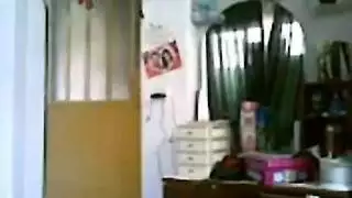 عاهرة مصرية تتعرض لجنس جماعي وعمل شرجي