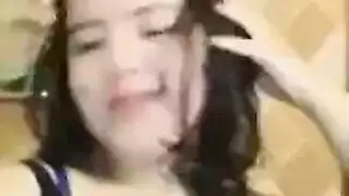 مغربية حارقة تئن في مشهد مكالمة فيديو جنسية صريحة