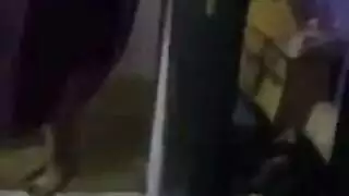 شرج هندي حار: جلسة جماع قاسية ومتعرقة
