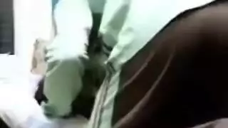 ناطط علي حبيبته و هاريها مص و دعك في أقوى فيلم سكس عربي نار