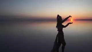 المشي بواسطة بأسلوب مصر