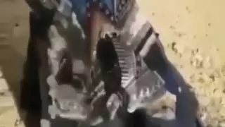 التبول على زوجة محجبة خائنة