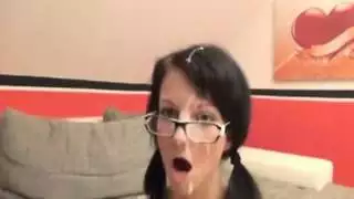 مثير الفرخ العربي يحصل الوجه