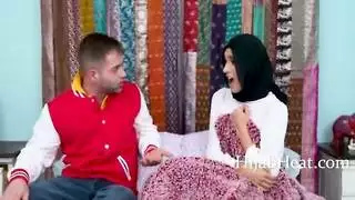 خجول الحجاب في سن المراهقة لكنها تريد أن ديك أيضًا أبري بابكوك
