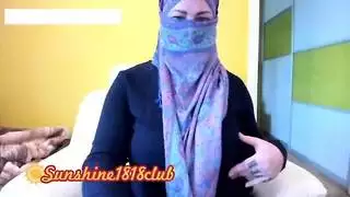 مسلم الحجاب كبير الثدي فاتنة على كاميرا الويب المسجلة عرض أكتوبر